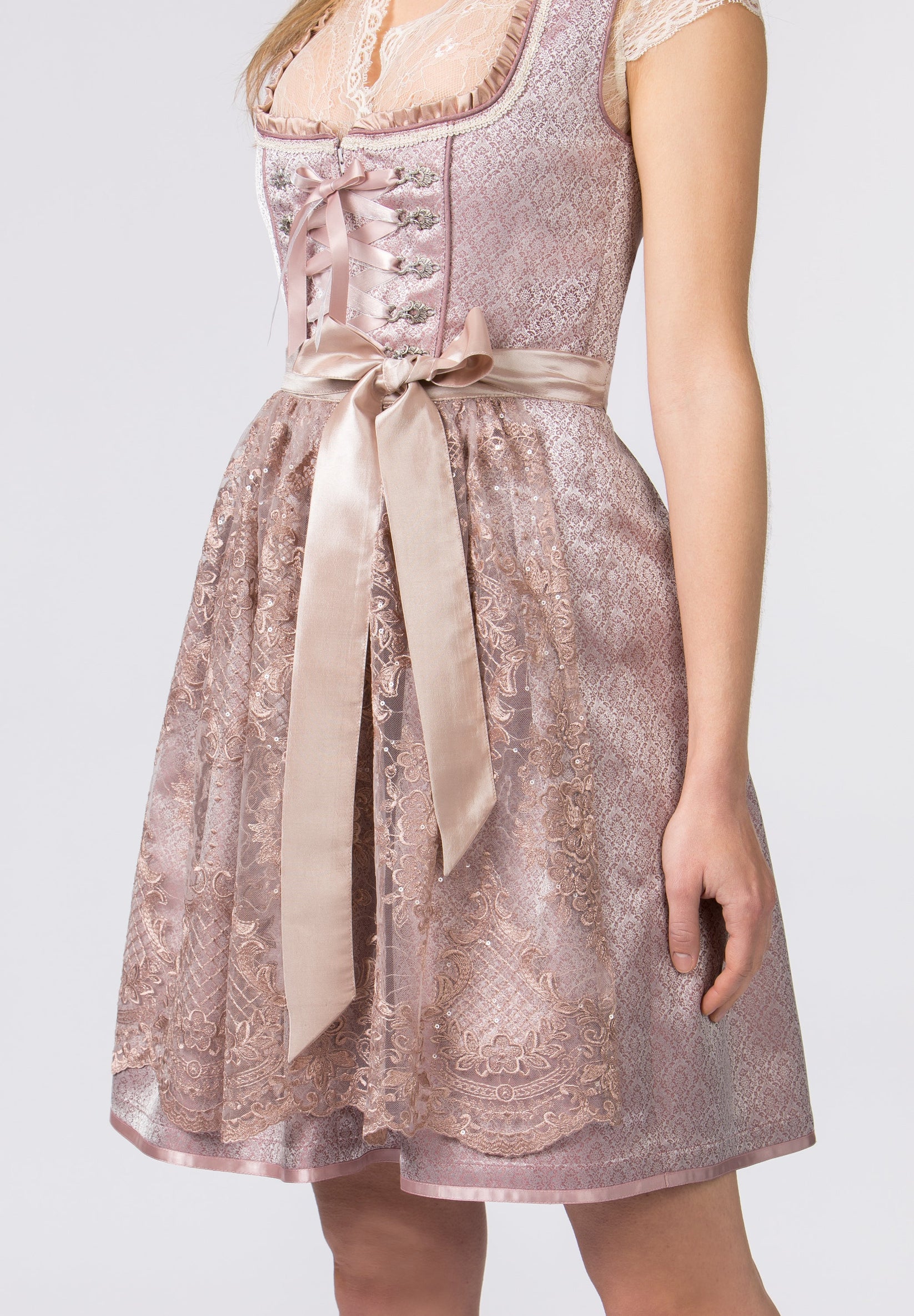 dirndl-amena-76085-605b46f42f667