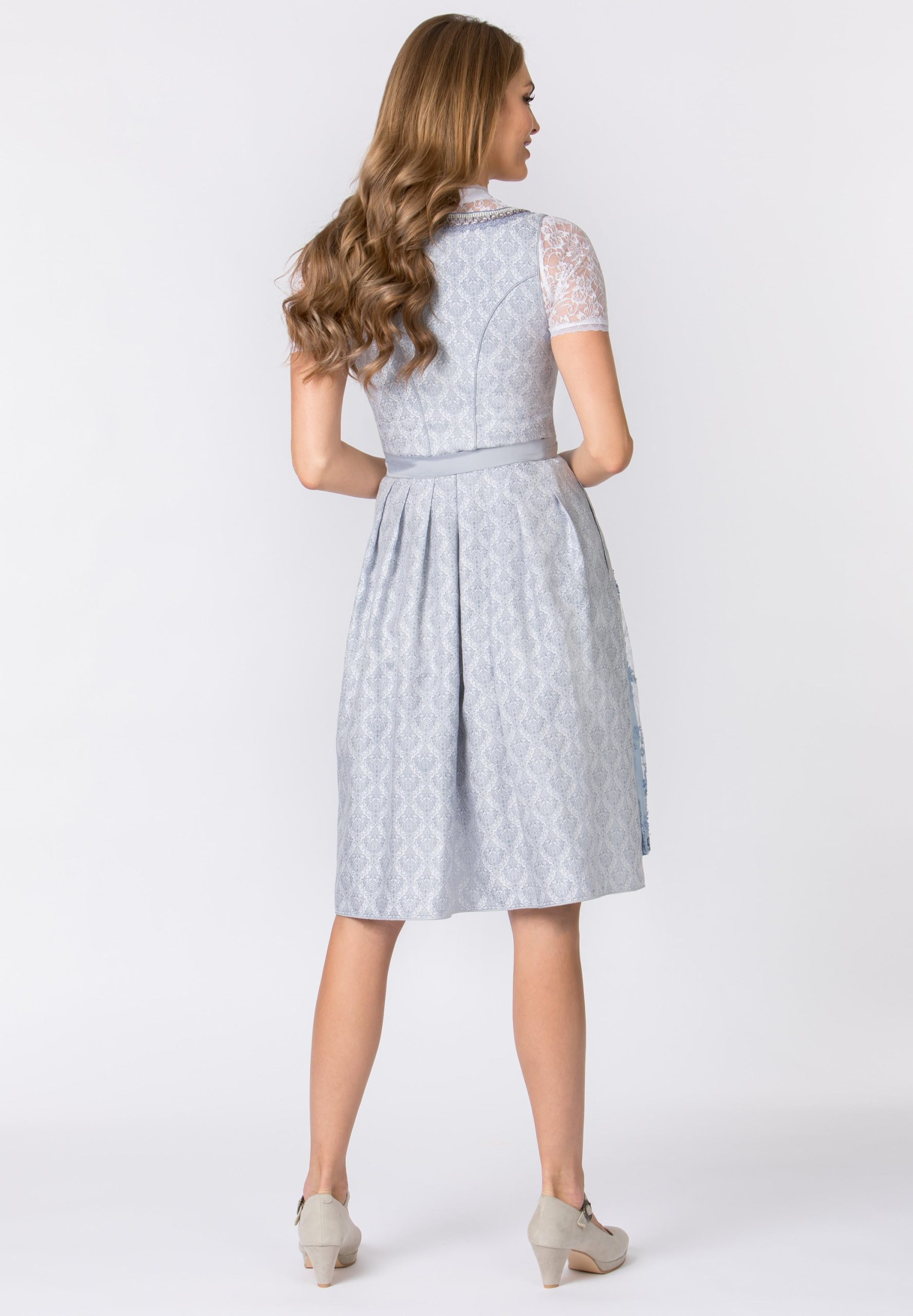 dirndl-annabelle-77623-60f15f3dc2636